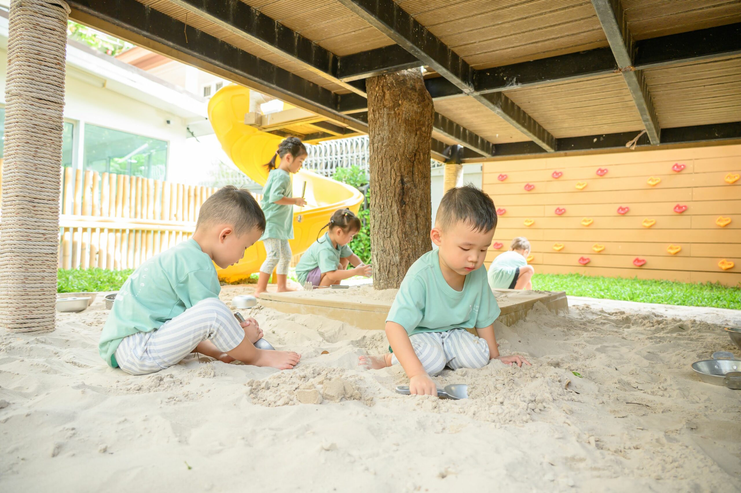 Why Small Class Sizes Matter in Preschool and Kinder at the Best International School in Thong Lor 